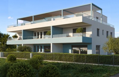 Novigrad – stan s vrtom, 100 m od marine