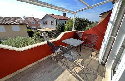 Stan s 3 spavaće sobe u blizini plaže – Lovrečica