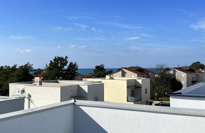 Casa con terrazza sul tetto vicino al mare - Cittanova