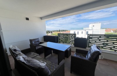 Penthouse  500 m from the sea in Novigrad ( S8 )