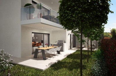 Modern apartment with garden in Zambratija