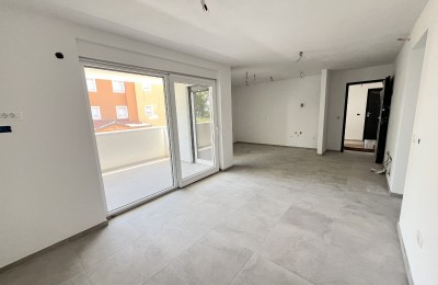 Neu gebaute Wohnung mit Meerblick - Novigrad