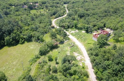 Building land with a project in Grožnjan