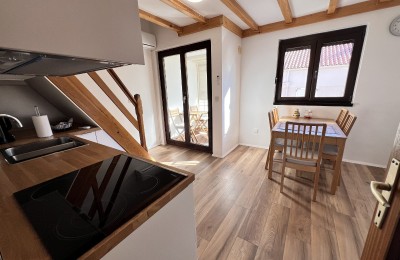 Two-story apartment in the vicinity of Novigrad