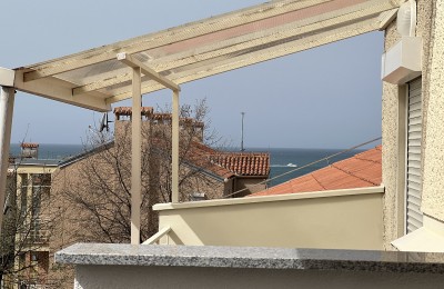 Apartment with a sea view in the vicinity of Novigrad