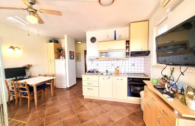 One-room apartment 350 m from the sea - Novigrad