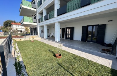New building only 500 m from the sea in Novigrad