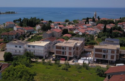Projekt mit 24 Wohnungen 300 m vom Meer entfernt in Lovrečica